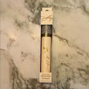 Dolly Eyes Jet Black Mascara